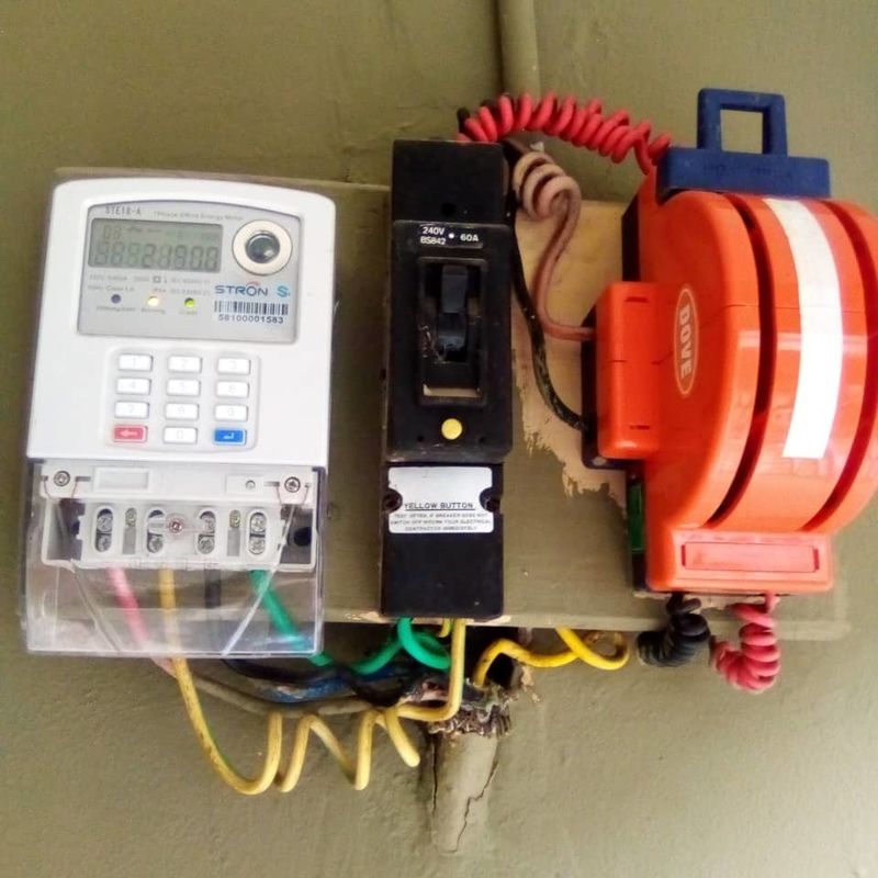 อุปกรณ์ทดสอบเครื่องวัดความถี่ไฟฟ้า 50Hz พร้อมโปรโตคอลมาตรฐาน STS สําหรับการทดสอบที่ยั่งยืนและยาวนาน