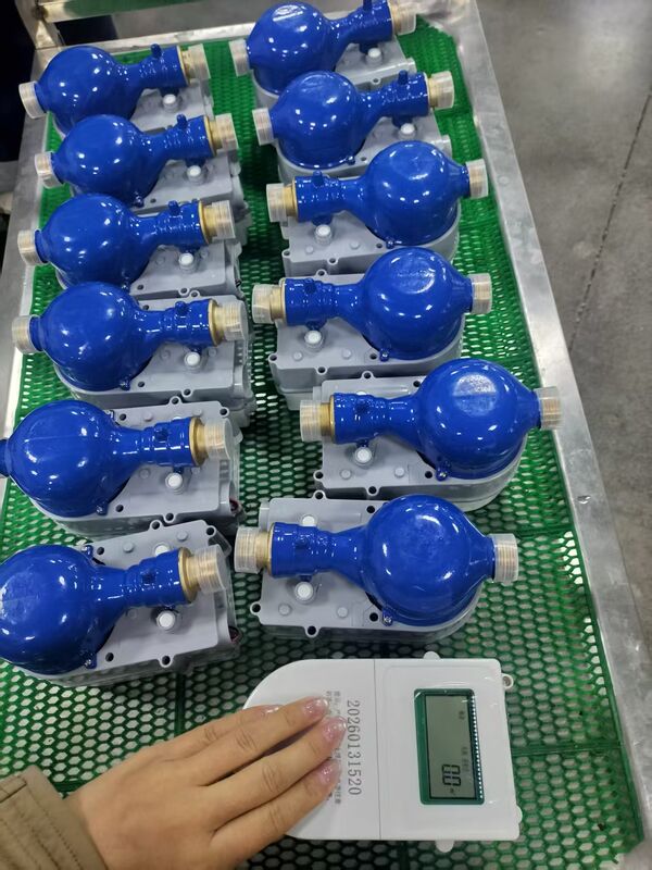 มิเตอร์น้ำอัจฉริยะแบบเติมเงินด้วยบัตร IC DN15-DN300, กันน้ำ IP68, ได้รับการรับรอง ISO4064 Class B MID, ตัวเรือนทองเหลือง/ไนลอน/สแตนเลส, ซอฟต์แวร์จัดการฟรี