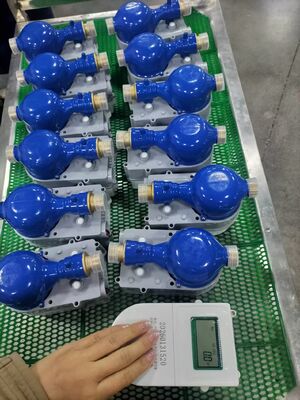 มิเตอร์น้ำอัจฉริยะแบบเติมเงินด้วยบัตร IC DN15-DN300, กันน้ำ IP68, ได้รับการรับรอง ISO4064 Class B MID, ตัวเรือนทองเหลือง/ไนลอน/สแตนเลส, ซอฟต์แวร์จัดการฟรี